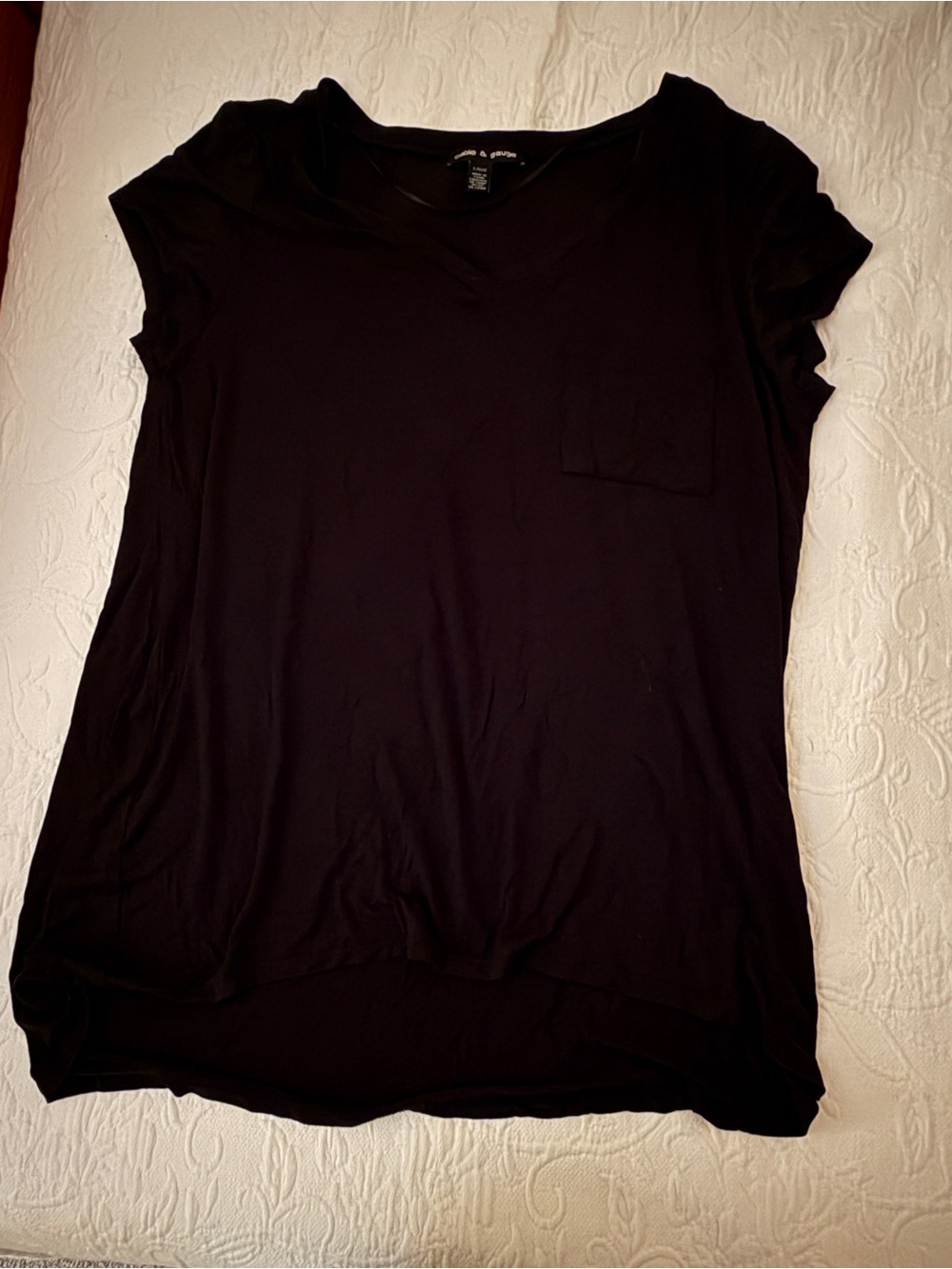 Cable & Gauge Women's Black Short Sleeve Pocket Tee